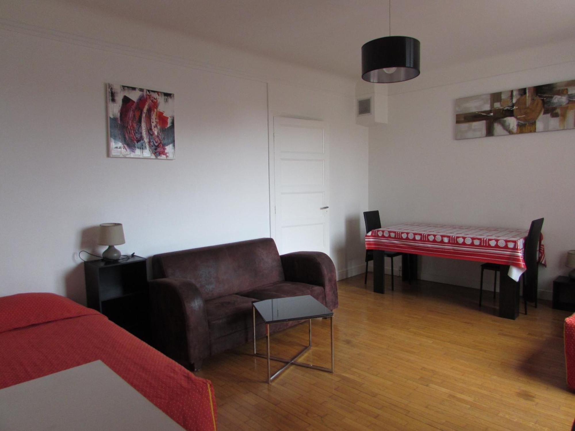 Aparthotel Francois 1Er - 16Eme Vitry-le-François Zimmer foto